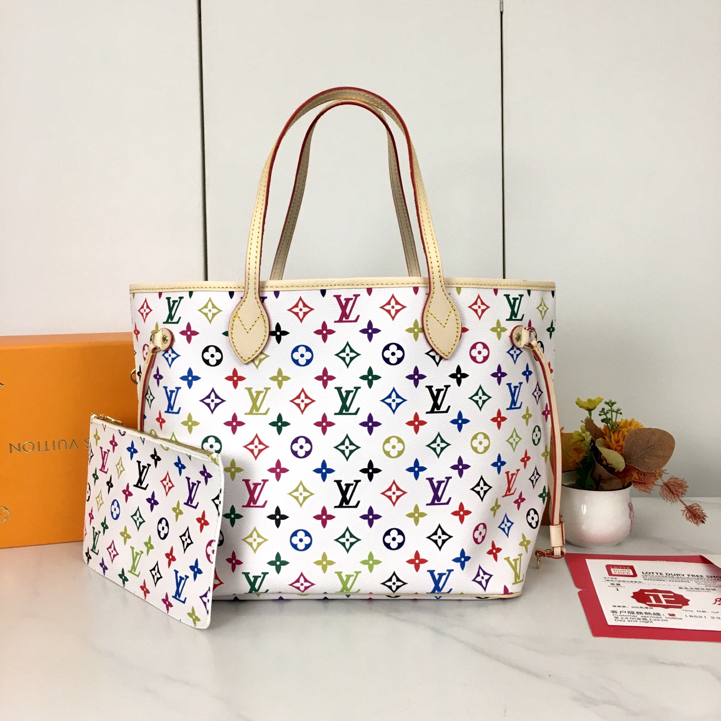 LV bag 437